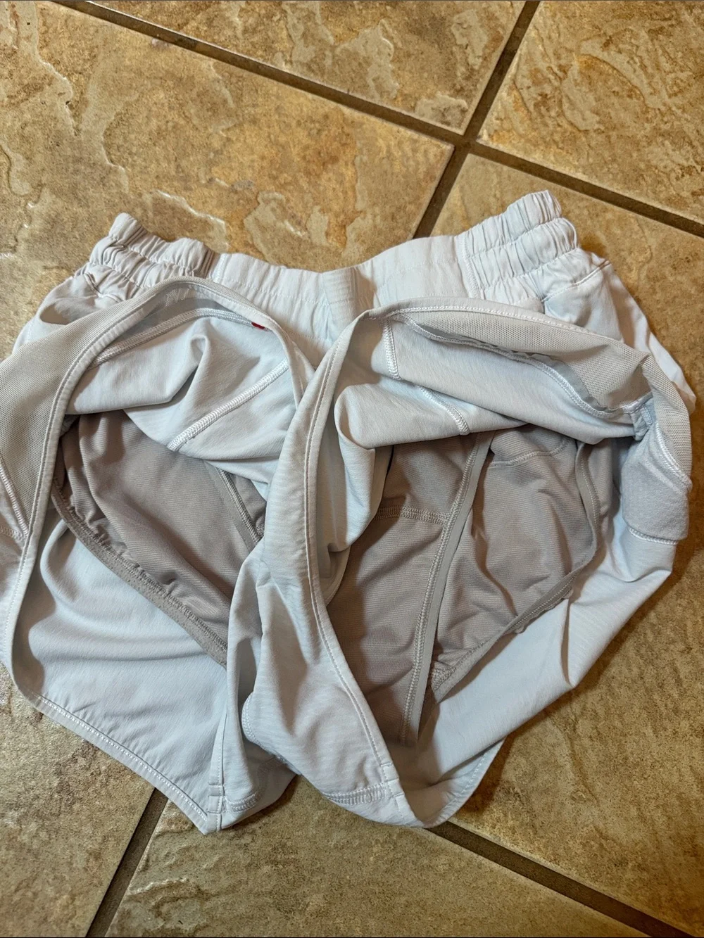 lululemon athletica White Women’s Athletic Shorts with Elastic Waist